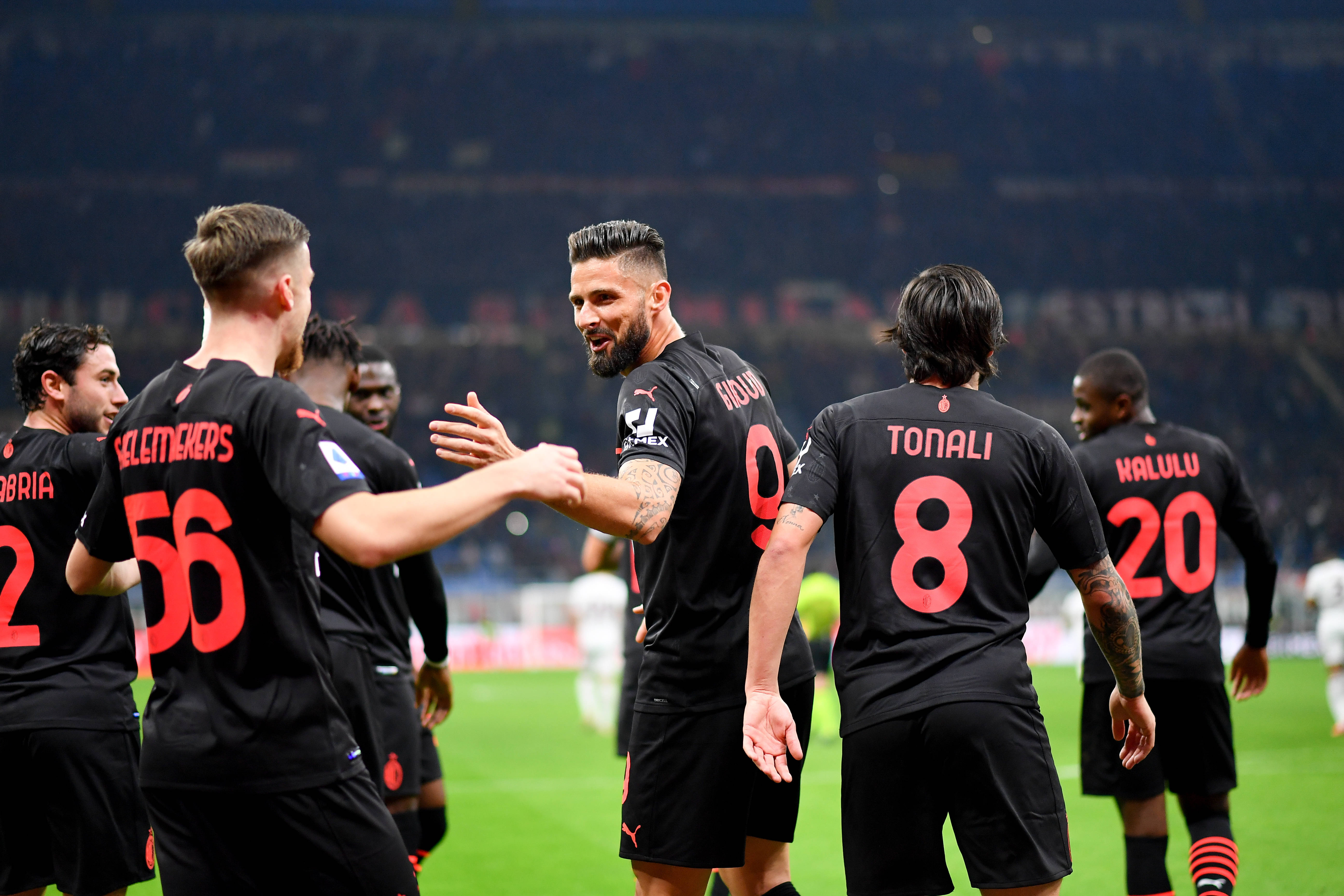 贴地斩助国米取胜，卡洛斯-奥古斯托打进生涯欧冠处子球（卡洛斯-奥古斯托欧冠首球，贴地斩助国米告捷）