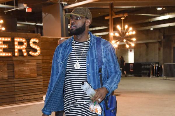 希克：我们拼到了最后一秒；球队进攻非常高效、防守也很紧密（希克：拼到最后一刻，球队进攻高效、防守严密）