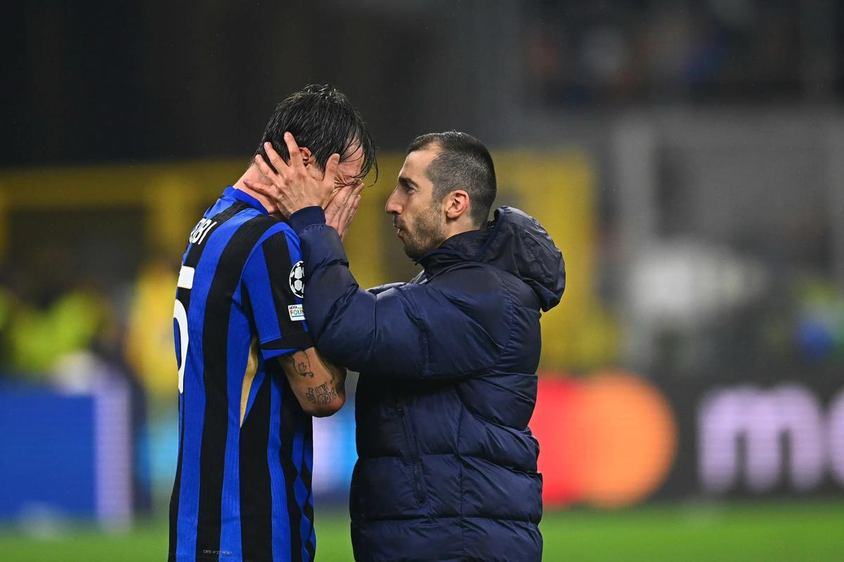 康宁汉姆携杜伦轮番冲击灰熊内线，率活塞开局轰10-4（康宁汉姆、杜伦交替杀伤灰熊内线，活塞开场打出10-4）