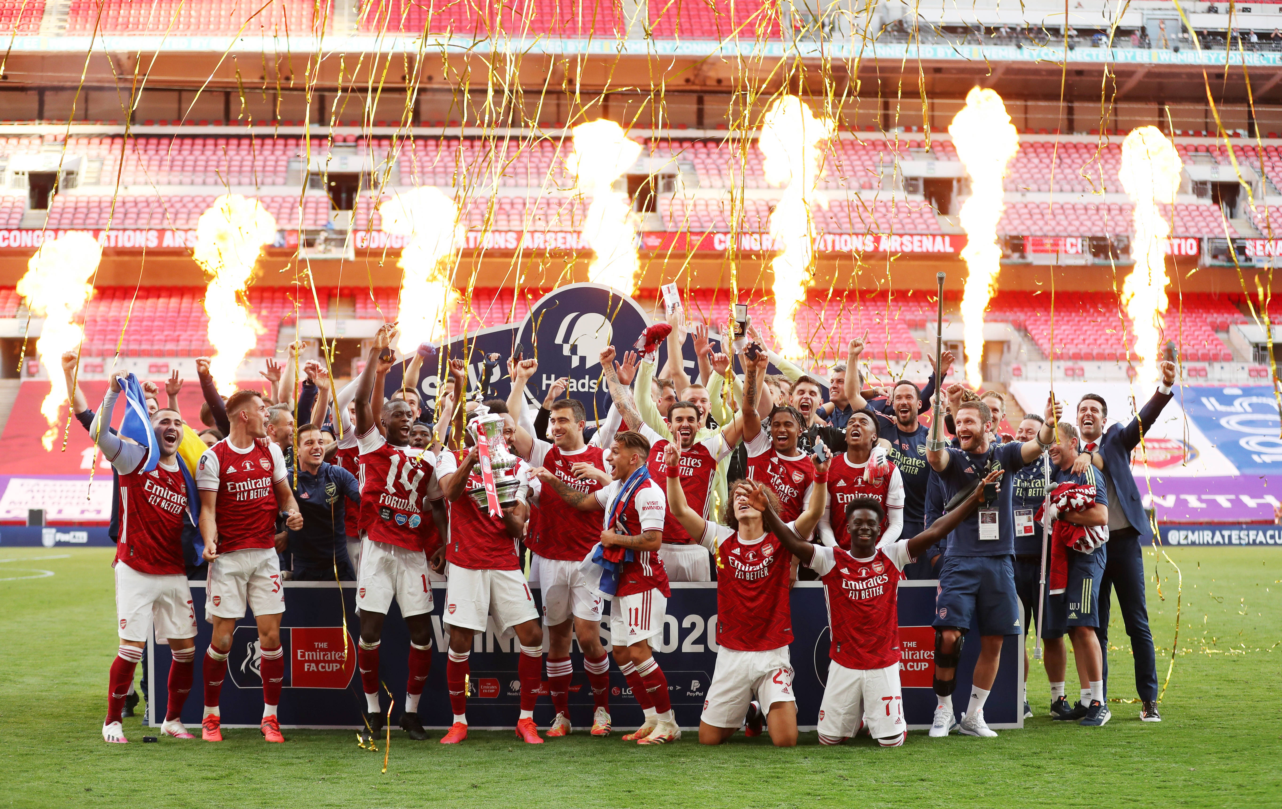 欧冠唯一0分球队，阿贾克斯首次遭遇欧战8连败