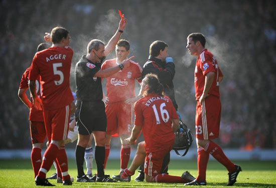 德甲最新积分战报 多特6轮不败稳居第3 差拜仁9分（德甲积分榜更新：多特近6轮不败稳居第三，落后拜仁9分）