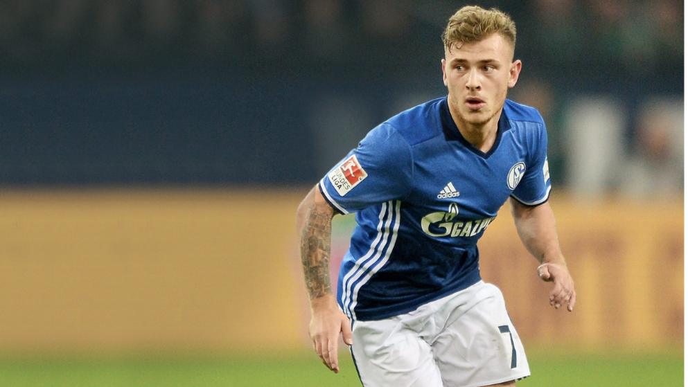 英媒：曼联准备以3000万英镑的价格出售霍伊伦